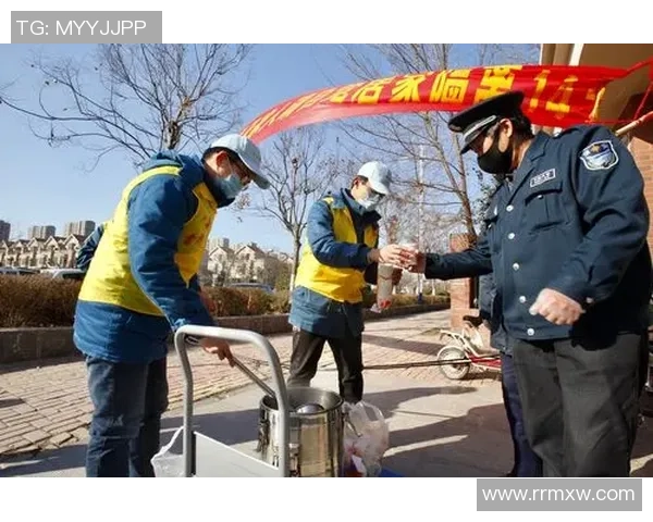 足球巨星化身生命守护者用爱与行动为病患点亮希望之光